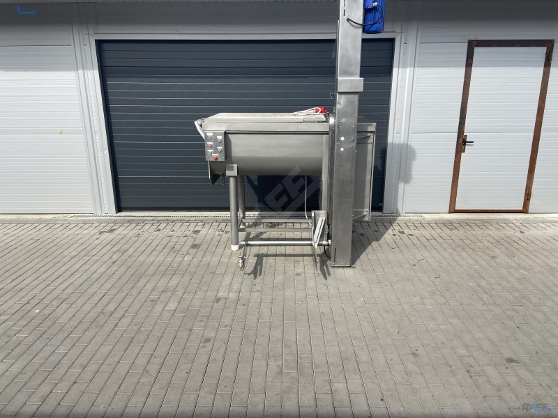 Paddle MIxer with meat bin lifter 600 liters