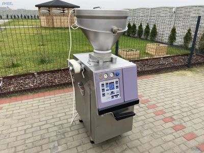 Nadziewarka próżniowa Handtmann VF50